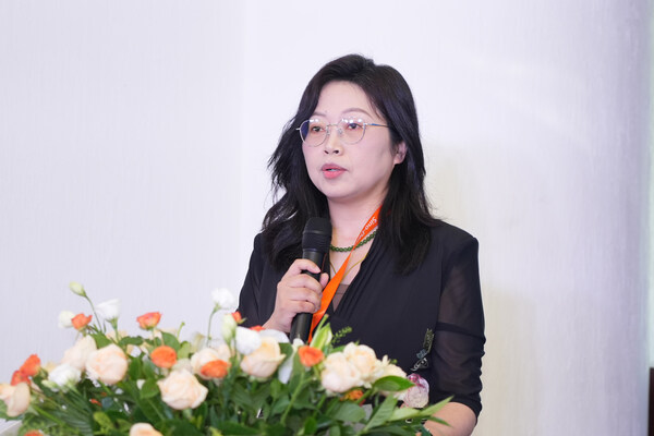 易嶺生物創(chuàng)始人兼董事長(zhǎng)許力心博士致辭