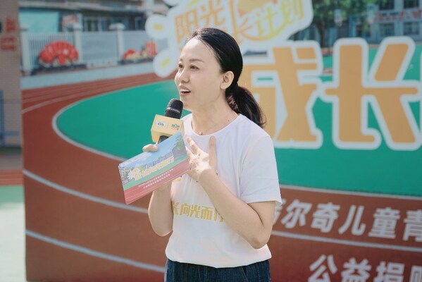 赫力昂營(yíng)養(yǎng)健康事業(yè)部中國(guó)區(qū)總經(jīng)理賀亞軍致辭發(fā)言