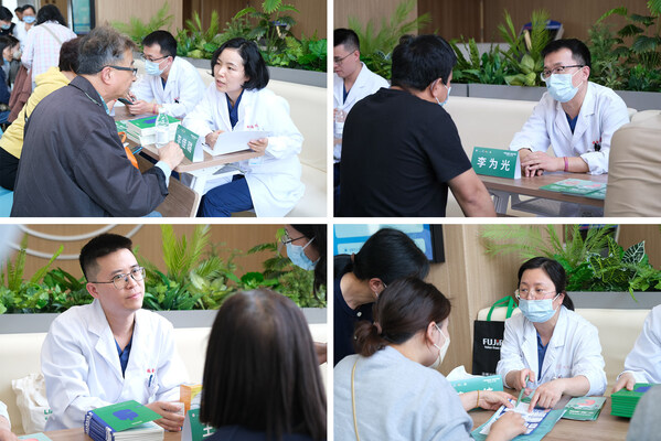 健康咨詢現(xiàn)場