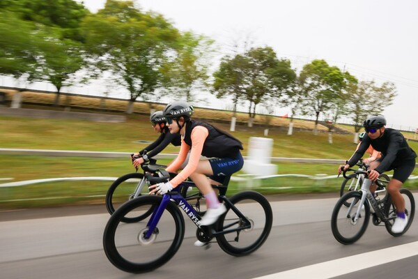 迪卡儂VAN RYSEL公路騎行社群活動