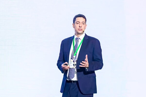 勃林格殷格翰大中華區(qū)動(dòng)物保健業(yè)務(wù)負(fù)責(zé)人安爍煒