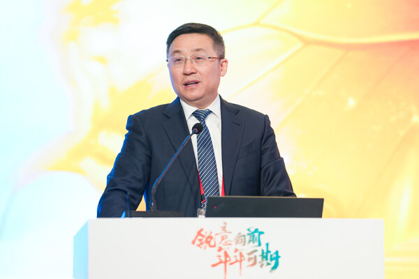 四川大學(xué)華西醫(yī)院呼吸和共病研究院院長李為民教授致辭