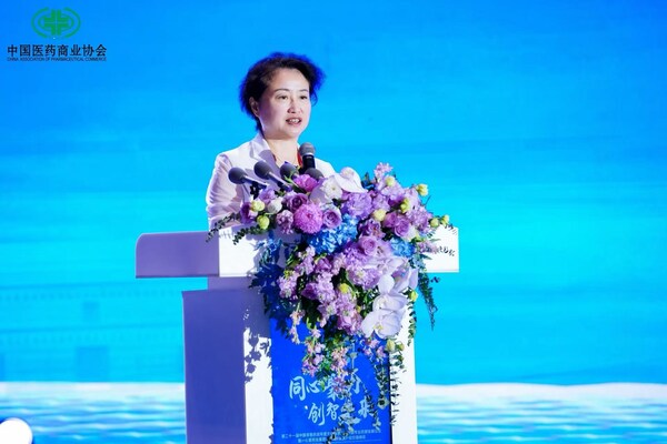 中國醫(yī)藥商業(yè)協(xié)會會長石晟怡 中國醫(yī)藥商業(yè)協(xié)會會長石晟怡