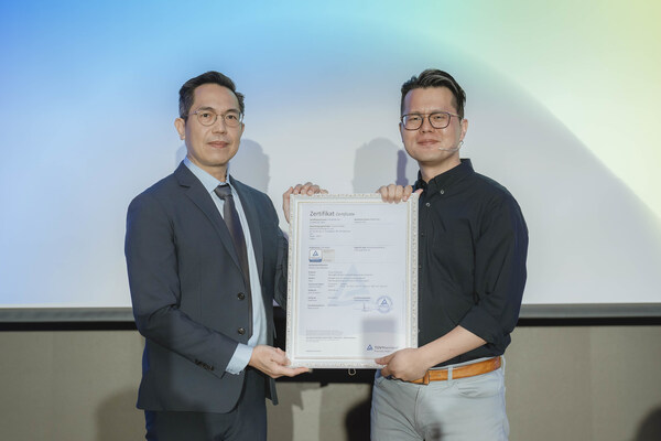 T&Uuml;V萊茵為Simmpo頒發(fā)“90%藍光衰減”認證