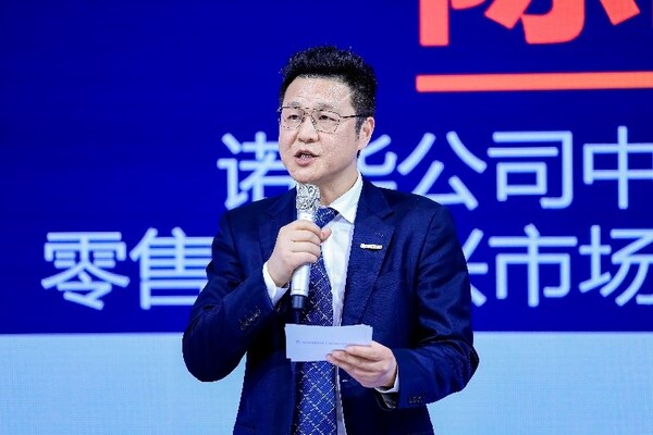 諾華公司中國區(qū)副總裁，零售、新興市場及商務(wù)部負(fù)責(zé)人陳暉先生